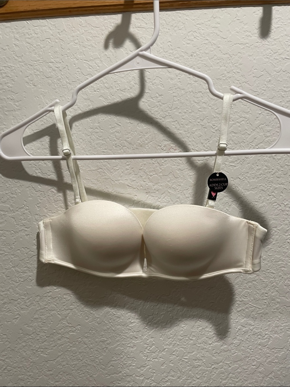 Victoria's Secret Strapless Padded Bandeau Bra — Cream